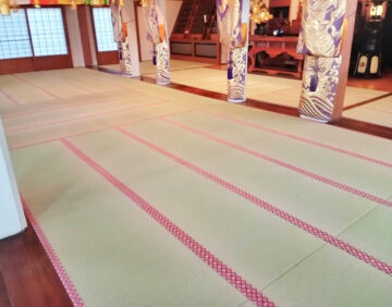 本堂 新畳入れ替え
